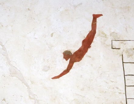 The ceiling of the Tomb  of the Diver, Paestum, c.480 BC. Peregrine/Alamy Stock Photo.
