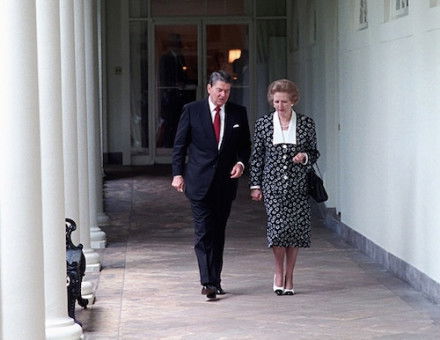British prime minister Margaret Thatcher and US president Ronald Reagan in conversation, 17 July 1987. US National Archives and Records Administration. Public Domain.