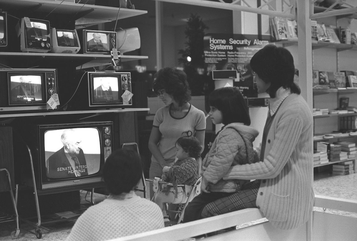 A demonstration outside the White House, Washington D.C. Alamy.